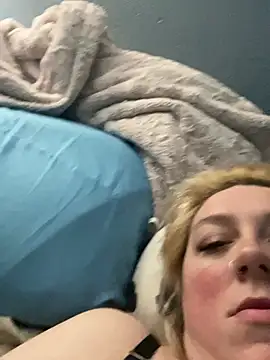 WhiteBullD317 webcam