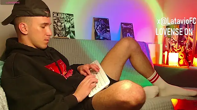 Midnighter_ webcam