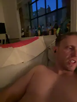 Noshame1994 webcam