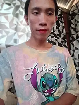 PeachyLuxe webcam