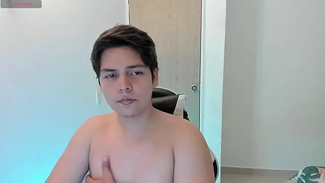 Asta_YunoXXX webcam