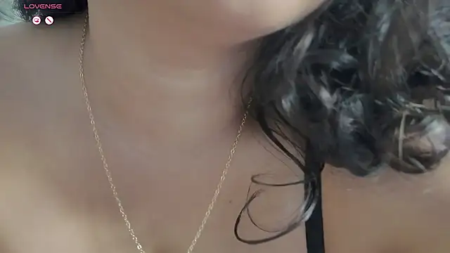 _neesha_414_ webcam