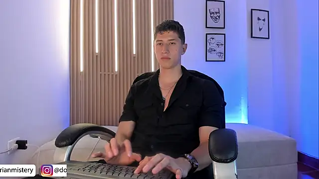 Dorianmistery2322_ webcam
