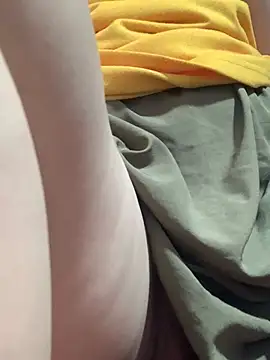 JerryJen11 live cam on StripChat