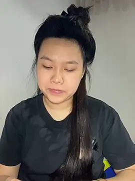 Almira6868 webcam