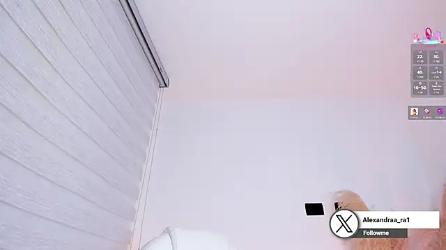 Alexandra_ra webcam