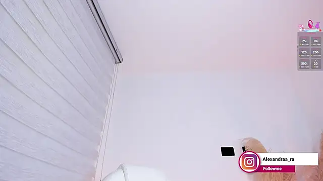 Alexandra_ra webcam