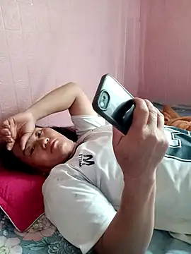 GinieBaby webcam