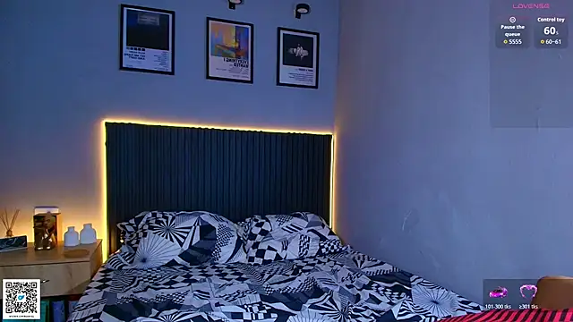 Leo_Savage_ webcam
