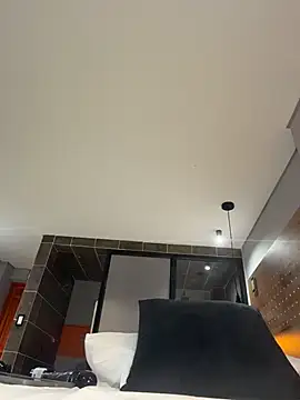 LilithHarperr_ webcam