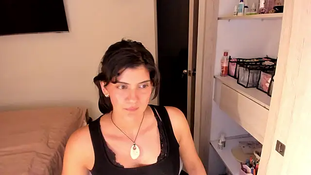 misstoya webcam