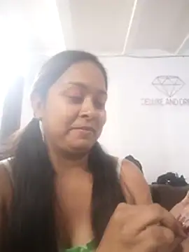 Zarinamoon webcam