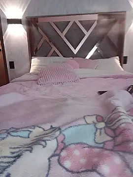 CorinaSmith28 webcam
