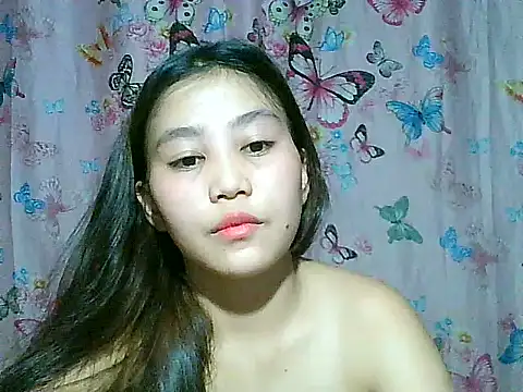 SexyAsianPussy4u live cam on StripChat