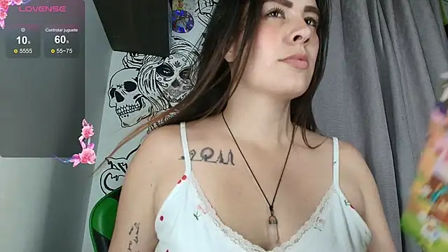 ImSophieFox webcam