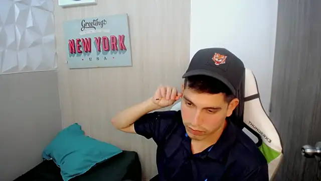 luxury_group webcam
