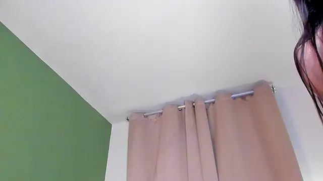 Avaline_Blancx