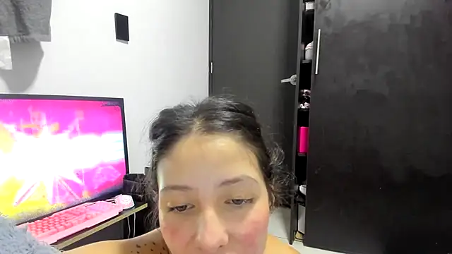 Miranda-cambell live sex cam