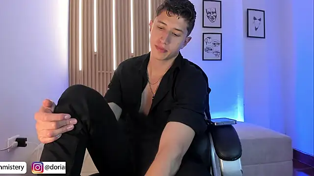 Dorianmistery2322_ webcam