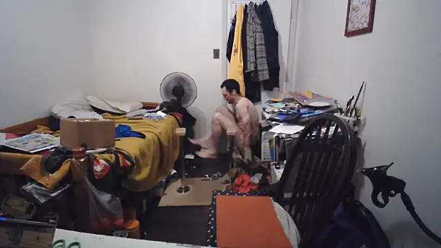 JohnnyMoves webcam