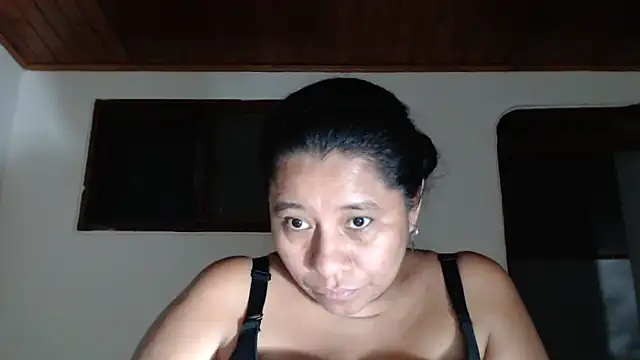 adrixxx38 webcam