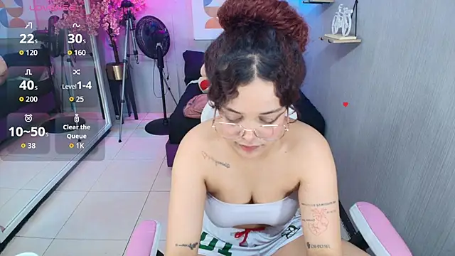 Maggy_t18 webcam
