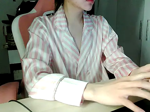 lucienguyen webcam