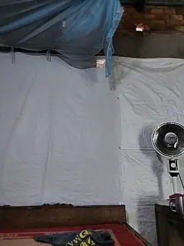 BigAss-69 webcam