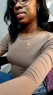 im_camila__'s live room