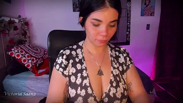 victoriaasaenz_ webcam