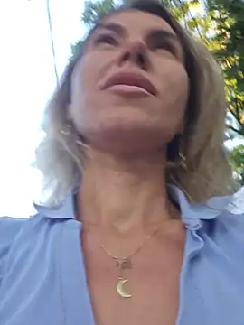 FeliciaKrige webcam