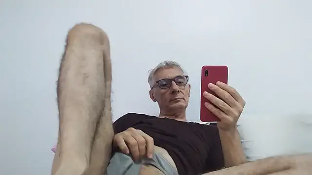BIGUNCUTHARDCOCK webcam