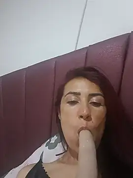 saray_hotty - Saray_hotty's free webcam - UK Sex Cams