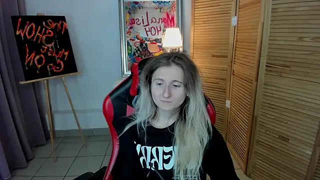 CamillaDreamer webcam