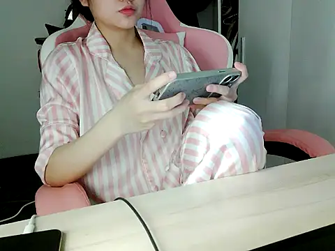 lucienguyen webcam