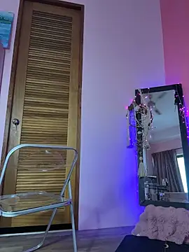 mommyselenafit_ webcam
