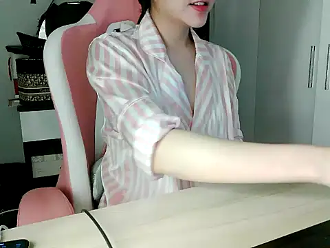 lucienguyen webcam