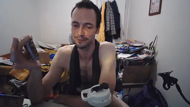 JohnnyMoves webcam
