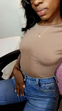 Im_Camila__ webcam