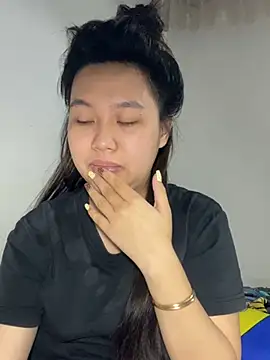 Almira6868 webcam