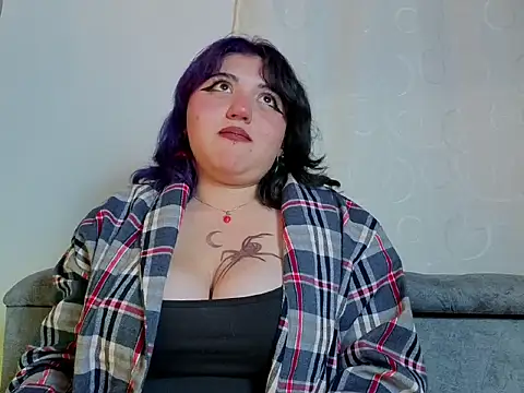 Blueberry_gothic webcam