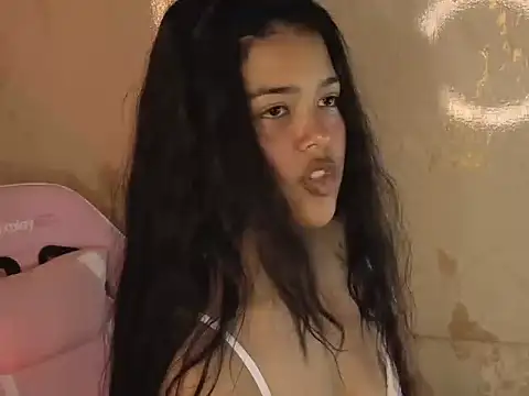 valka_store - Valka_Store's free webcam - UK Sex Cams