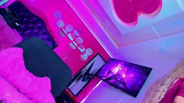 TiffanyMackensyy webcam