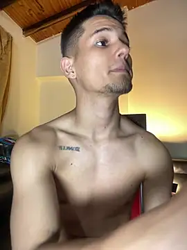 Aaronsexroom webcam