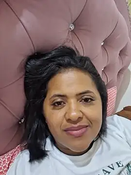 Katrina_Lush webcam