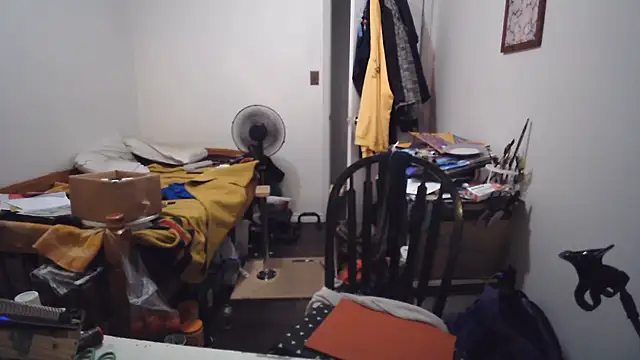 JohnnyMoves webcam