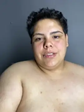 Hailey_Curvy webcam