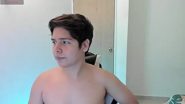 Asta_YunoXXX webcam