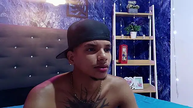 kai_storm77 webcam