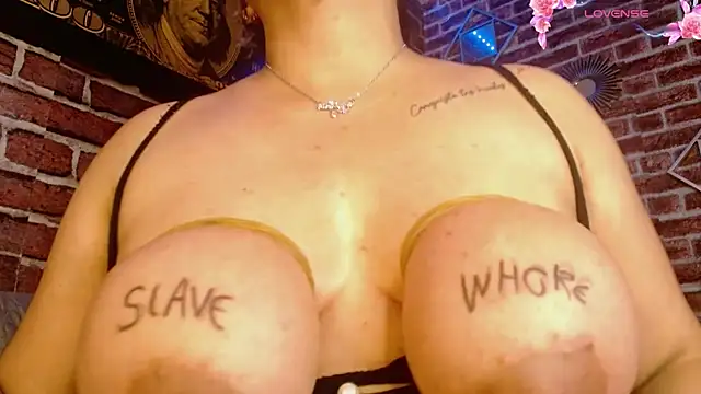 emma_bdsm_ webcam
